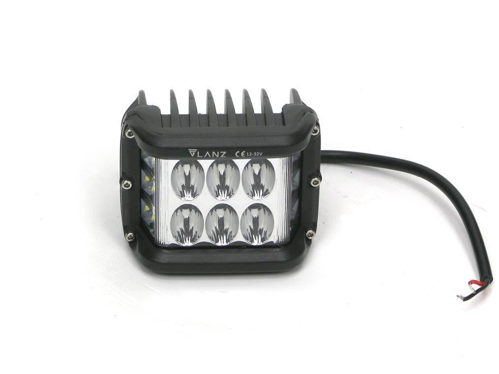 Lampa robocza kwadratowa szerokokątna 48w 12led glanz